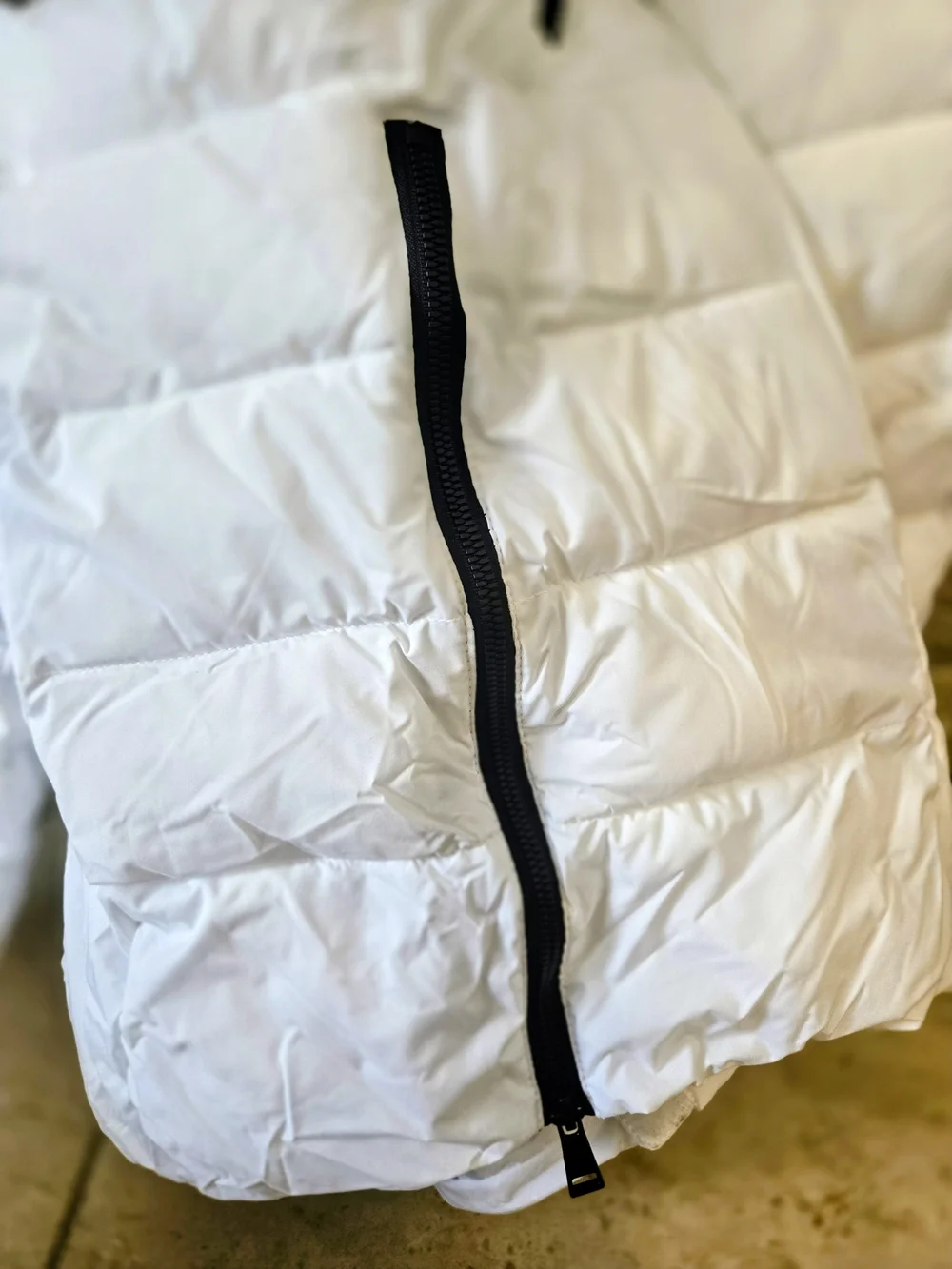 IKAZZ Winter Warm Packable Long Lightweight Hooded Puffer Coat - White (XL) NWT
